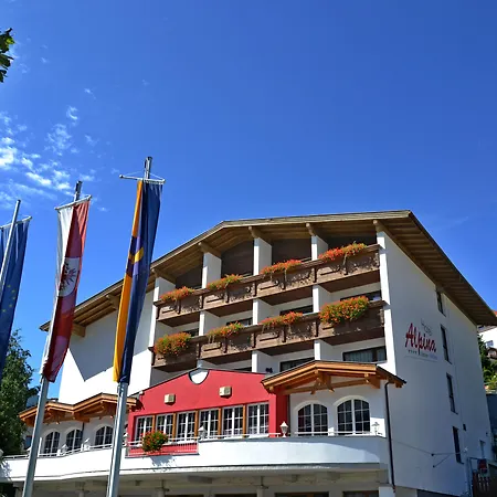 מלון Alpina Nature-wellness וונס