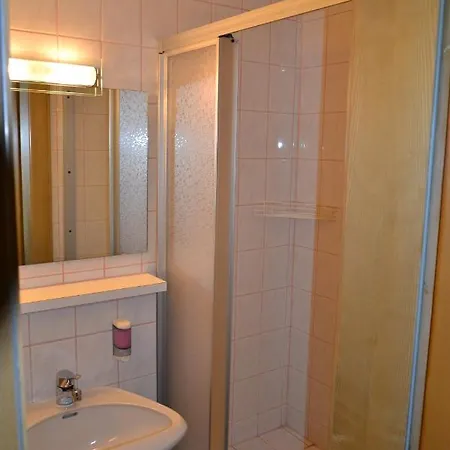 Alpina Nature-wellness מלון 4*