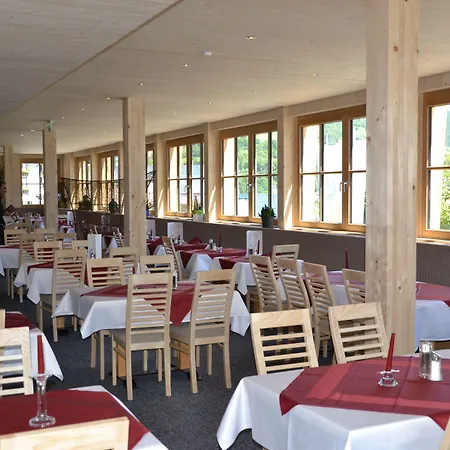 מלון Alpina Nature-wellness