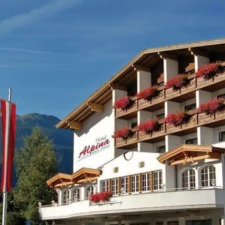 Alpina Nature-wellness מלון 4*