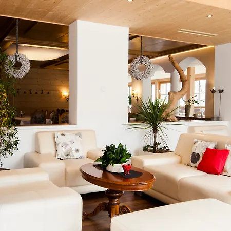 Hotel Alpina Nature-wellness 4*