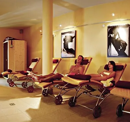 Alpina Nature-wellness Hotel 4*